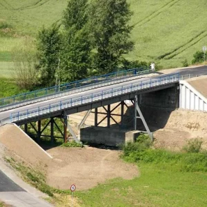 Adaptacja istniejących podpór i dojazdów do mostu nr 33 w miejscowości Stradomka